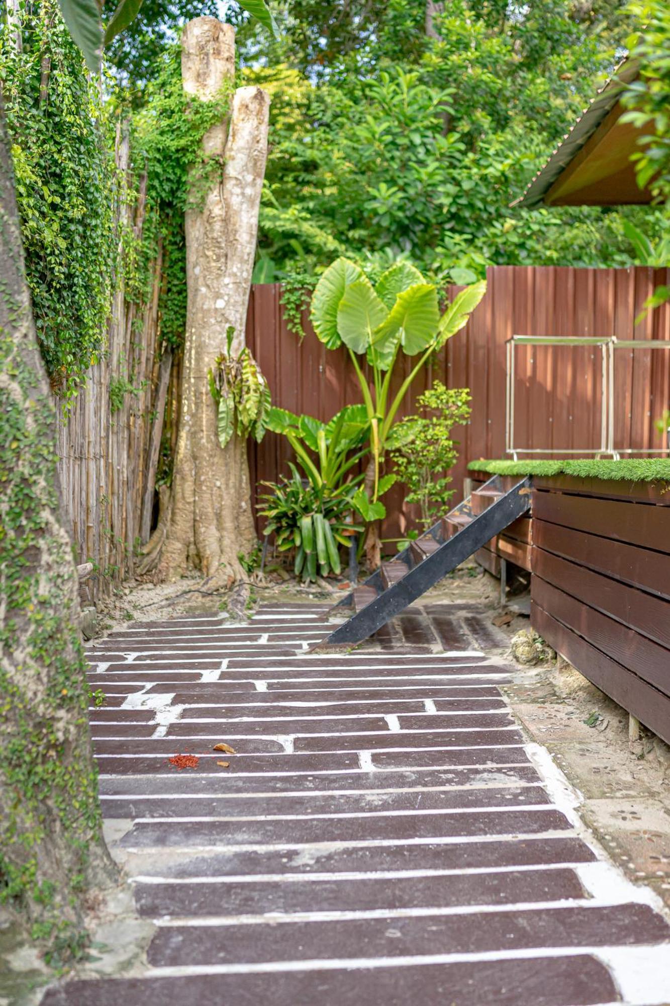 Good Mood Resort Koh Lipe Exterior foto
